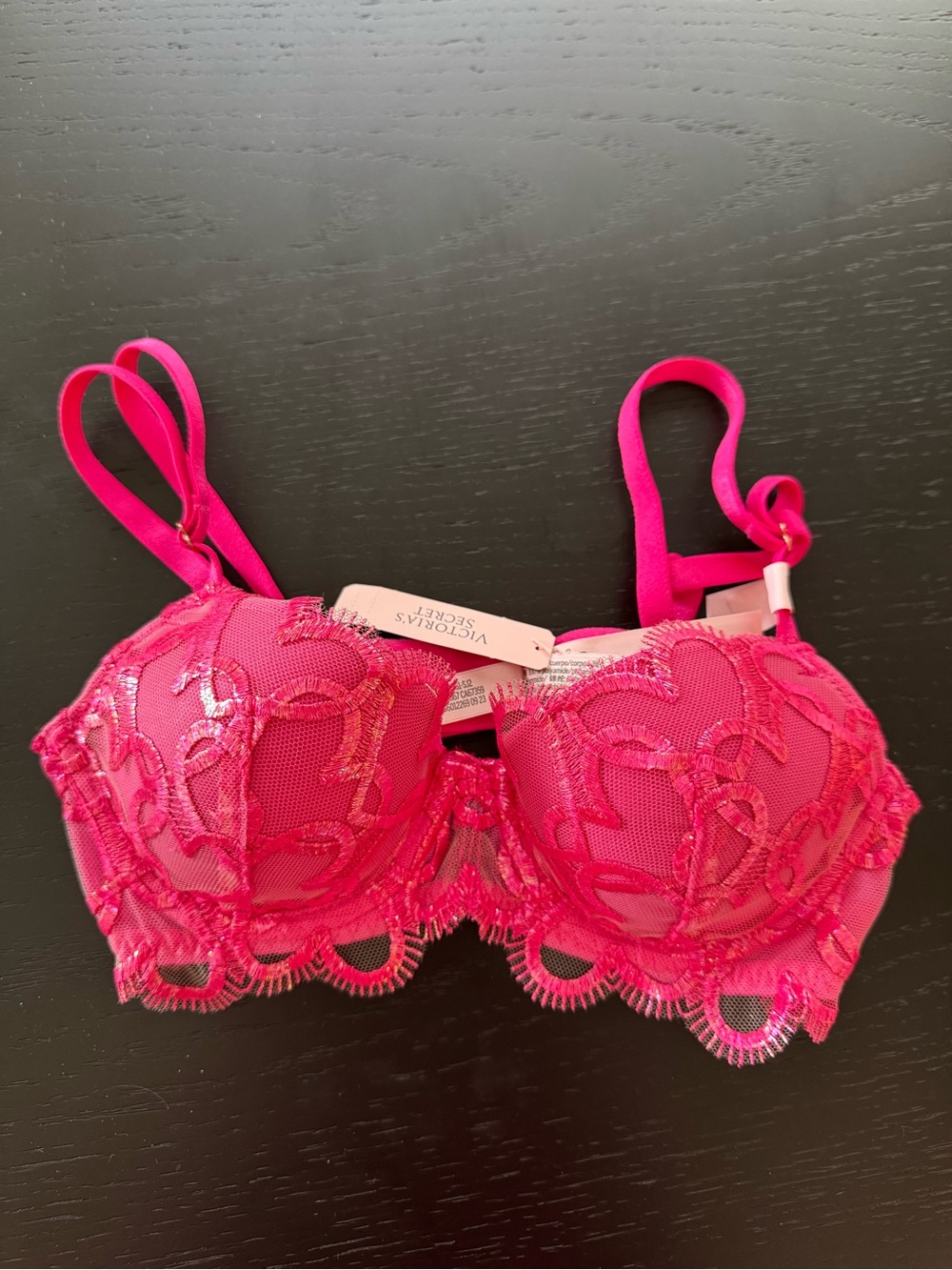 NWT Victorias Secret Dream Angels Lined Demi Size 32A